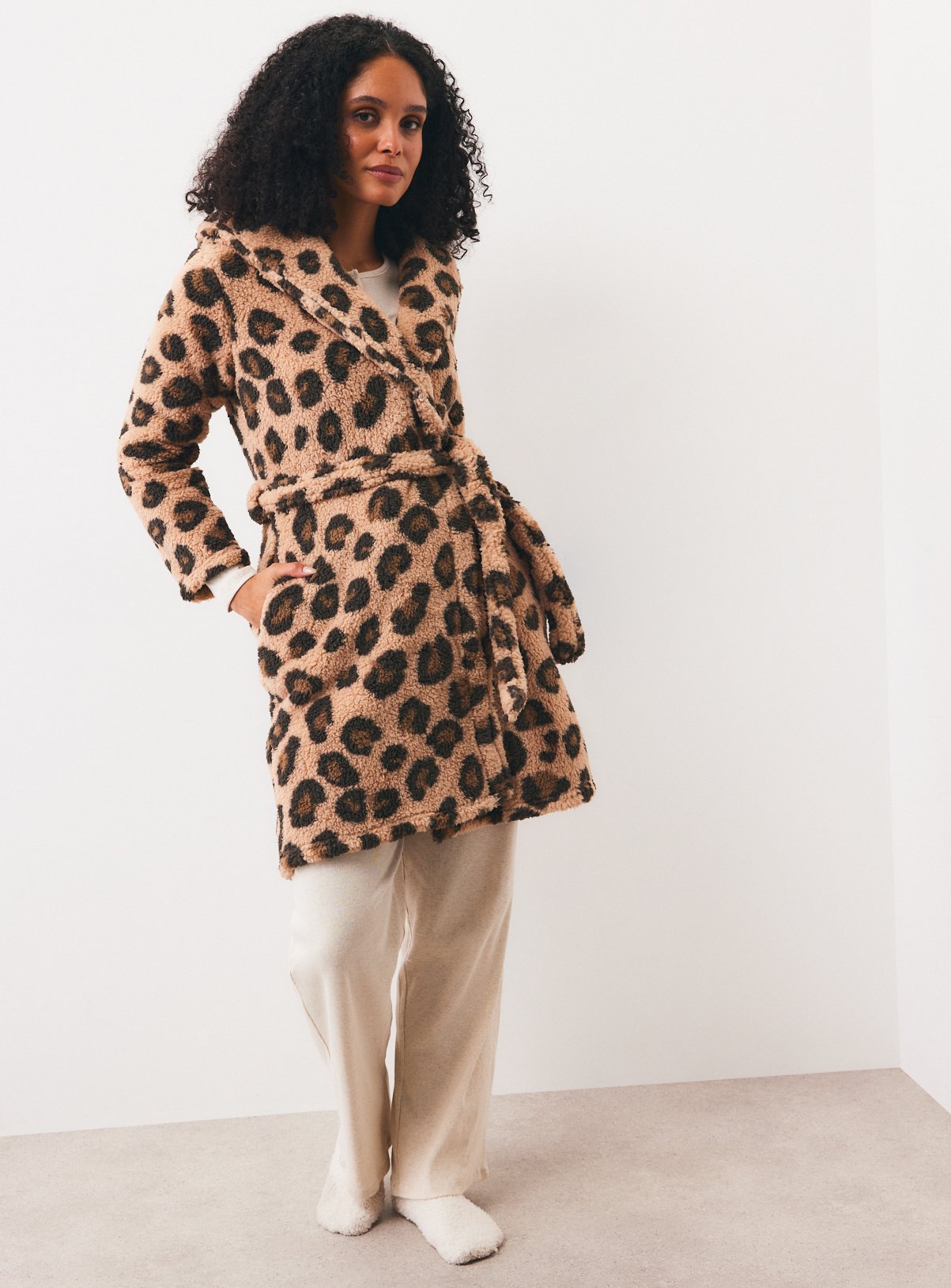 Leopard Borg Dressing Gown S - Image 2 thumbnail