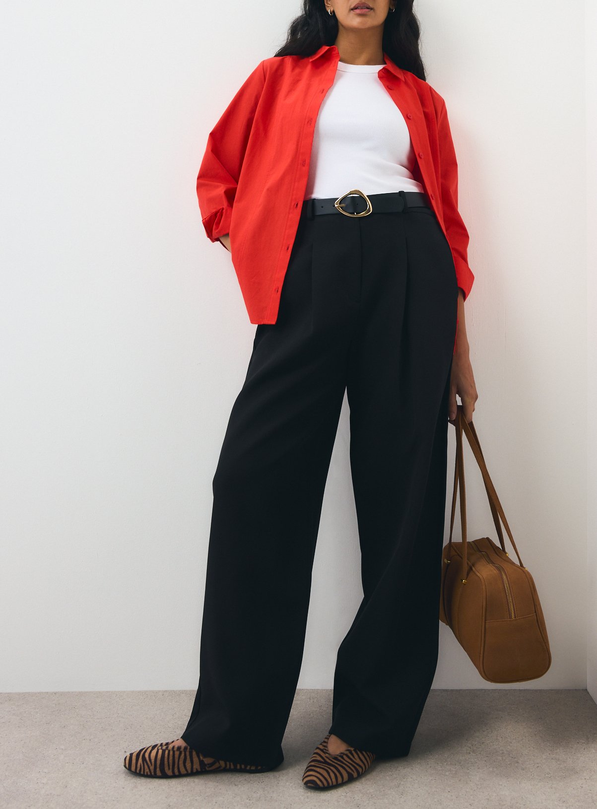 Black Pleated Front Balloon Leg Trousers 22L - Image 2 thumbnail