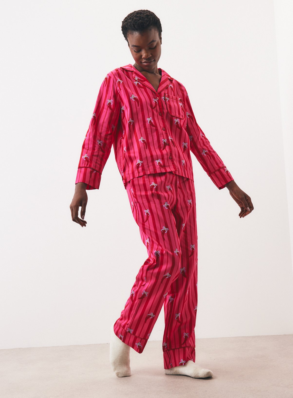 Christmas Chilli Print Traditional Pyjamas XS - Image 1 thumbnail