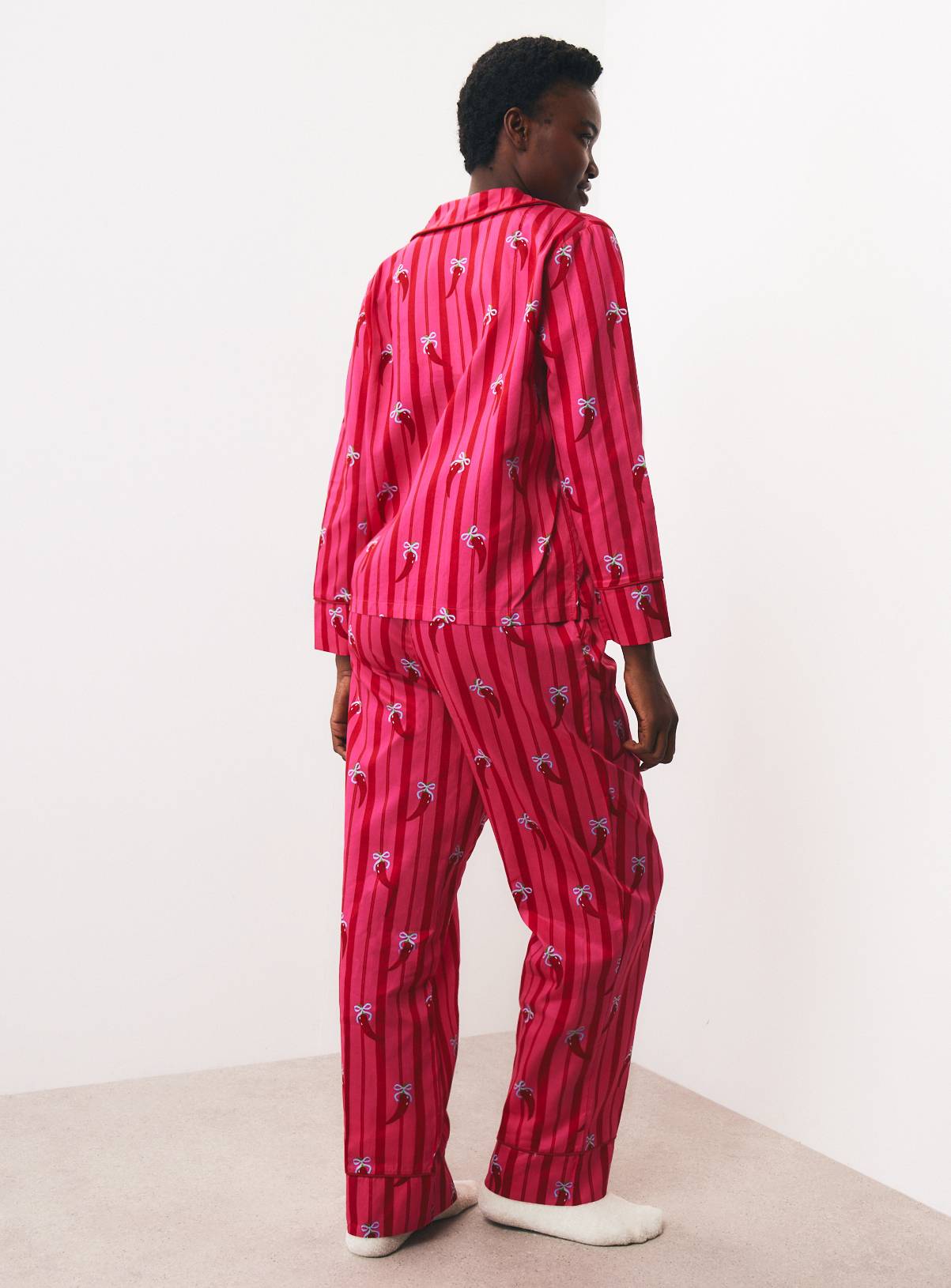 Christmas Chilli Print Traditional Pyjamas XS - Image 4