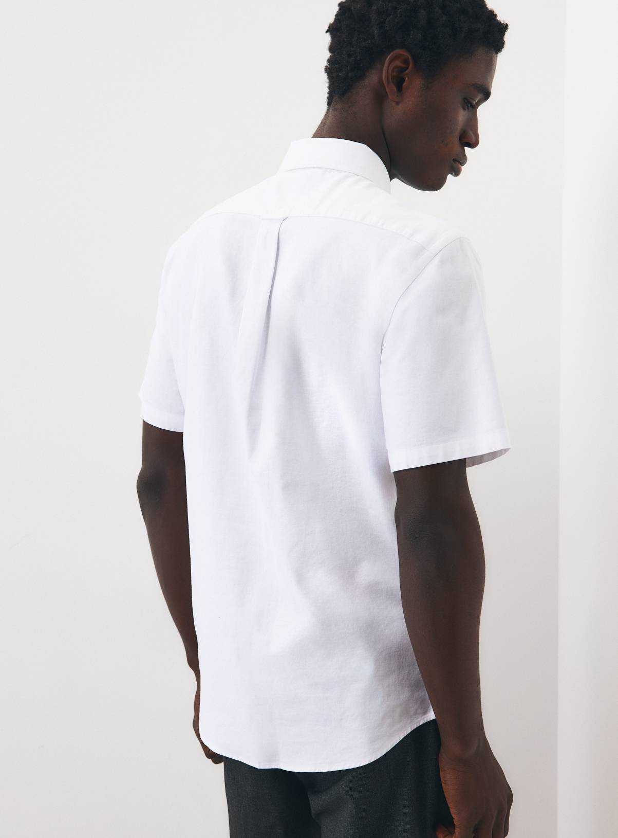 White Slim Fit Short Sleeve Oxford Shirt XL - Image 3