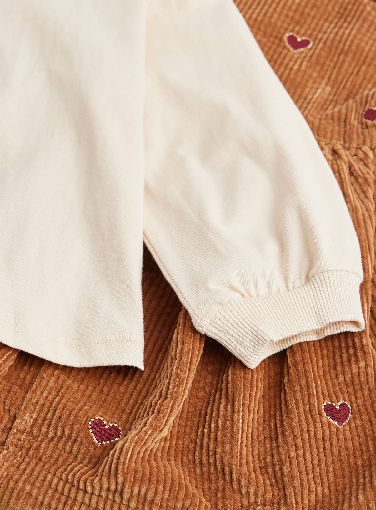 Hearts Cord Pinny Set  6-7 years - Image 3