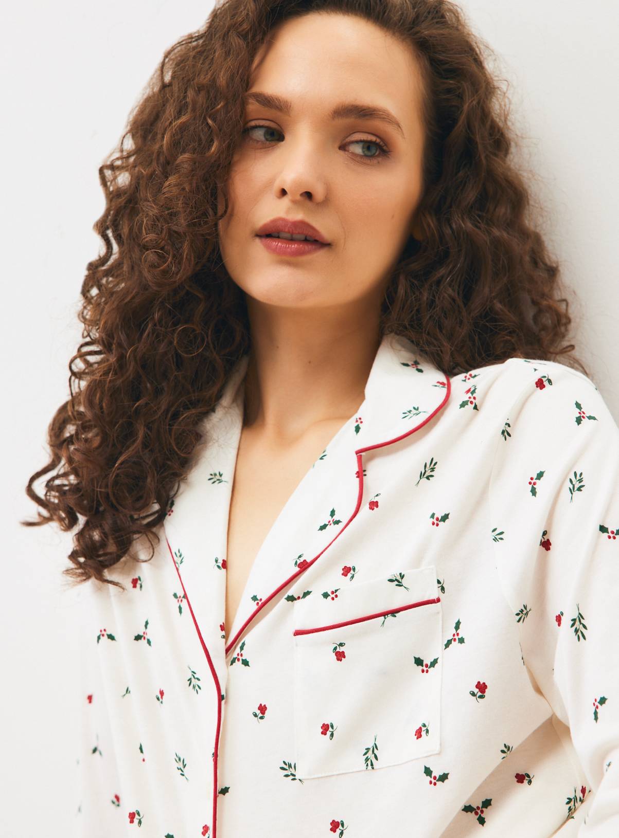 Christmas Ditsy Holly Modal Pyjamas XS - Image 1