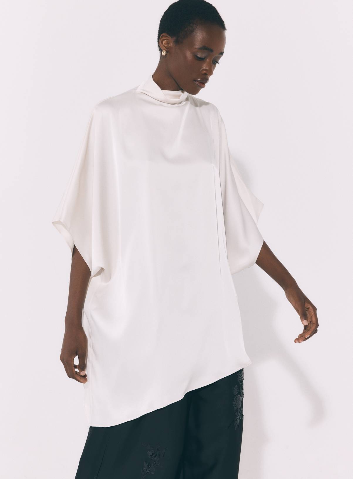 Cream Satin Cape Top 20 - Image 1