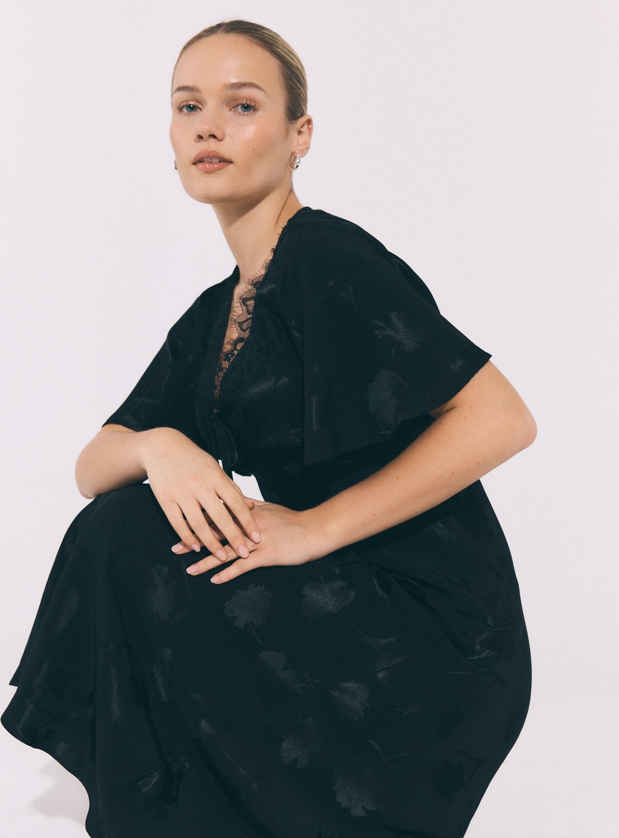Black Fluted Sleeve Jacquard Tea Dress 6 - Image 2 thumbnail