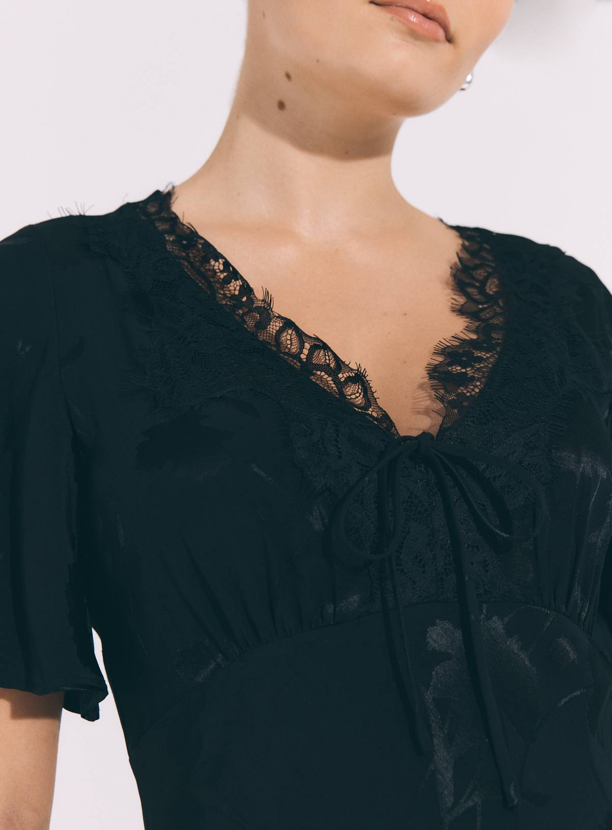 Black Fluted Sleeve Jacquard Tea Dress 24 - Image 3