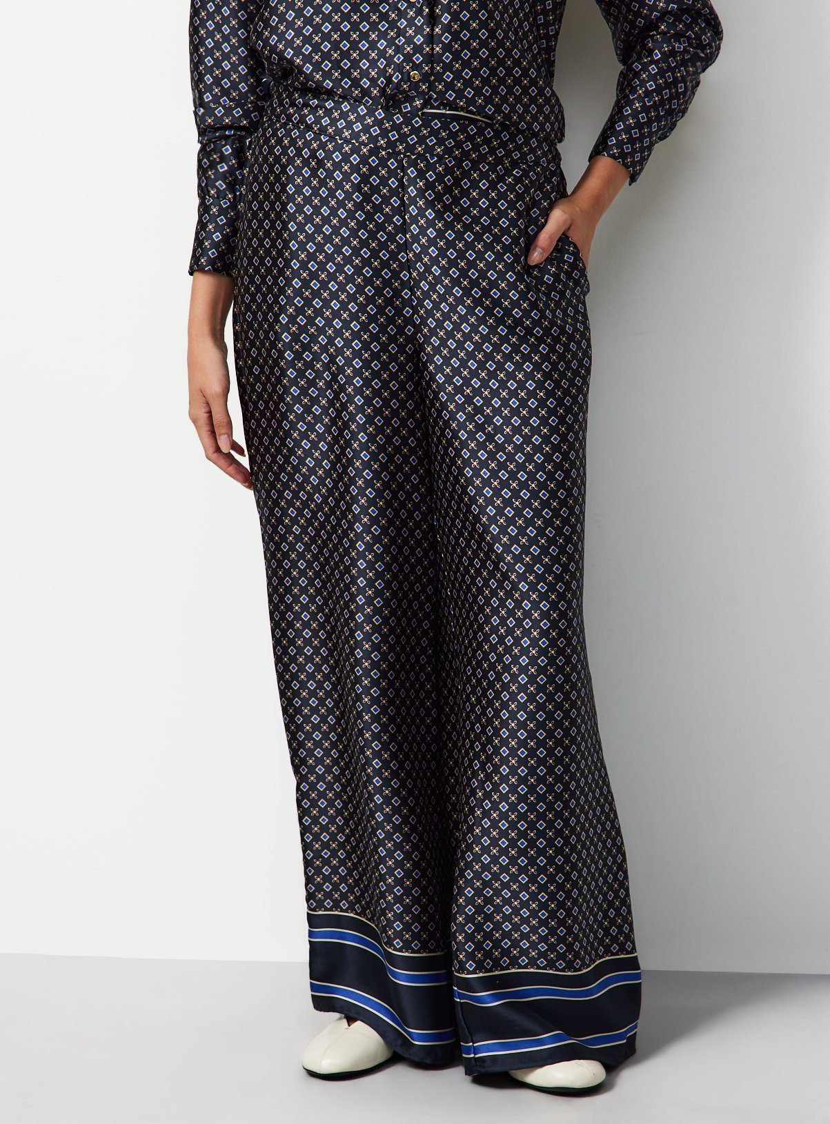Geo Print Satin Co-ord Trousers 16 - Image 2 thumbnail