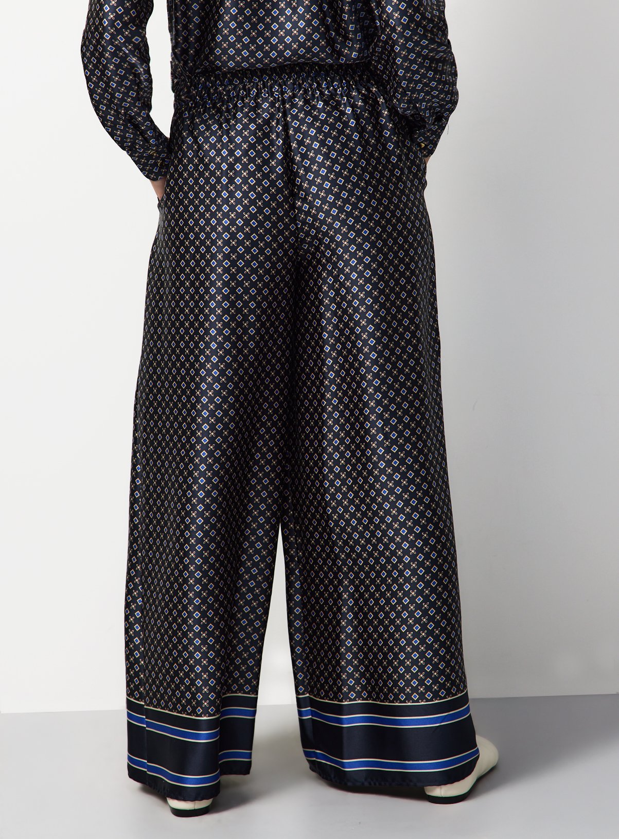 Geo Print Satin Co-ord Trousers 16 - Image 4 thumbnail