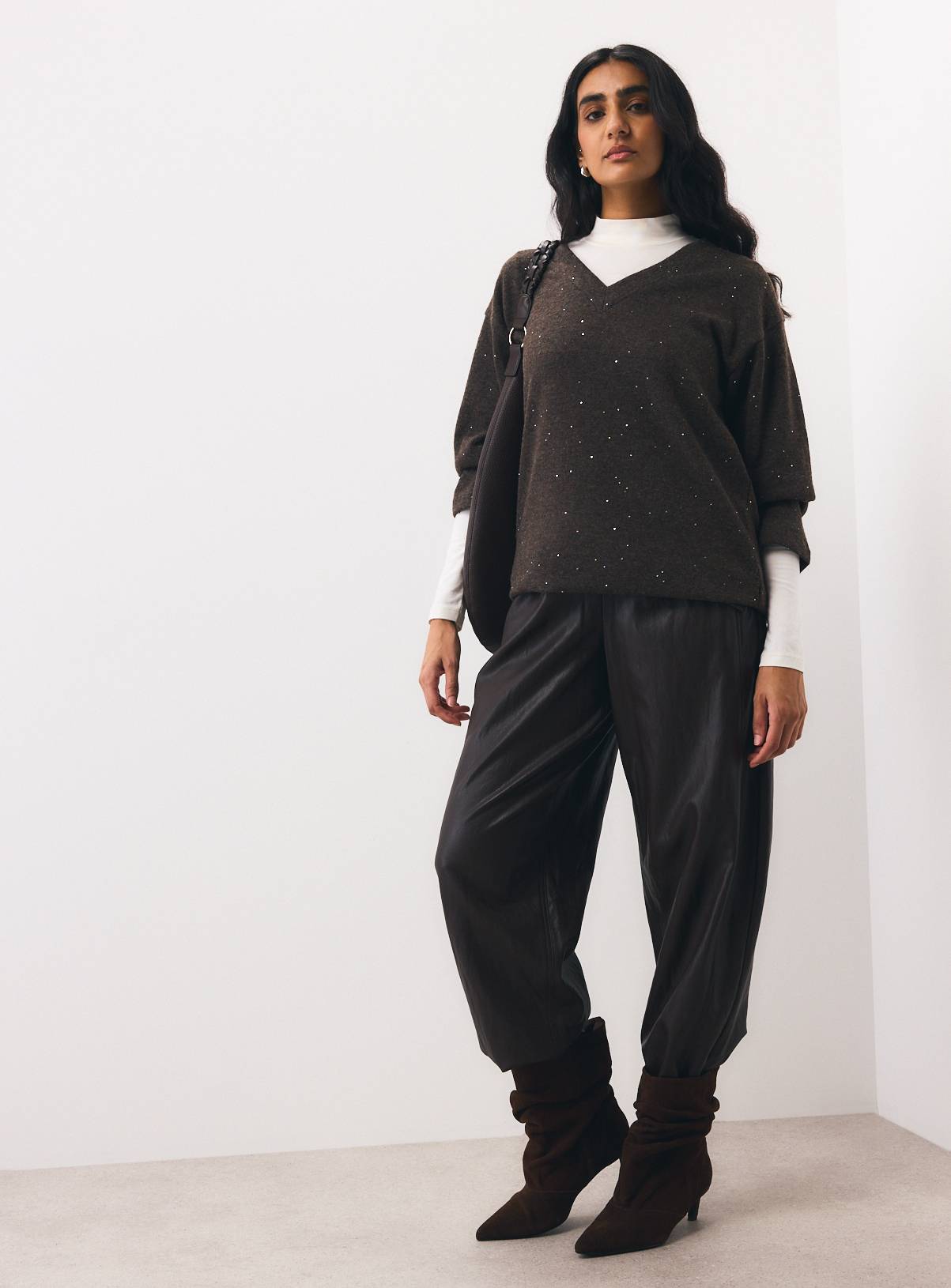 Brown V-Neck Sequin Tunic XXL - Image 1