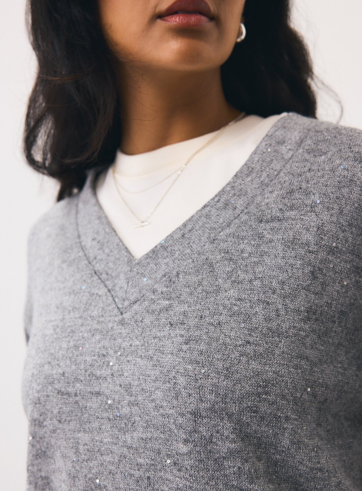 Grey V-Neck Sequin Tunic XL - Image 3 thumbnail