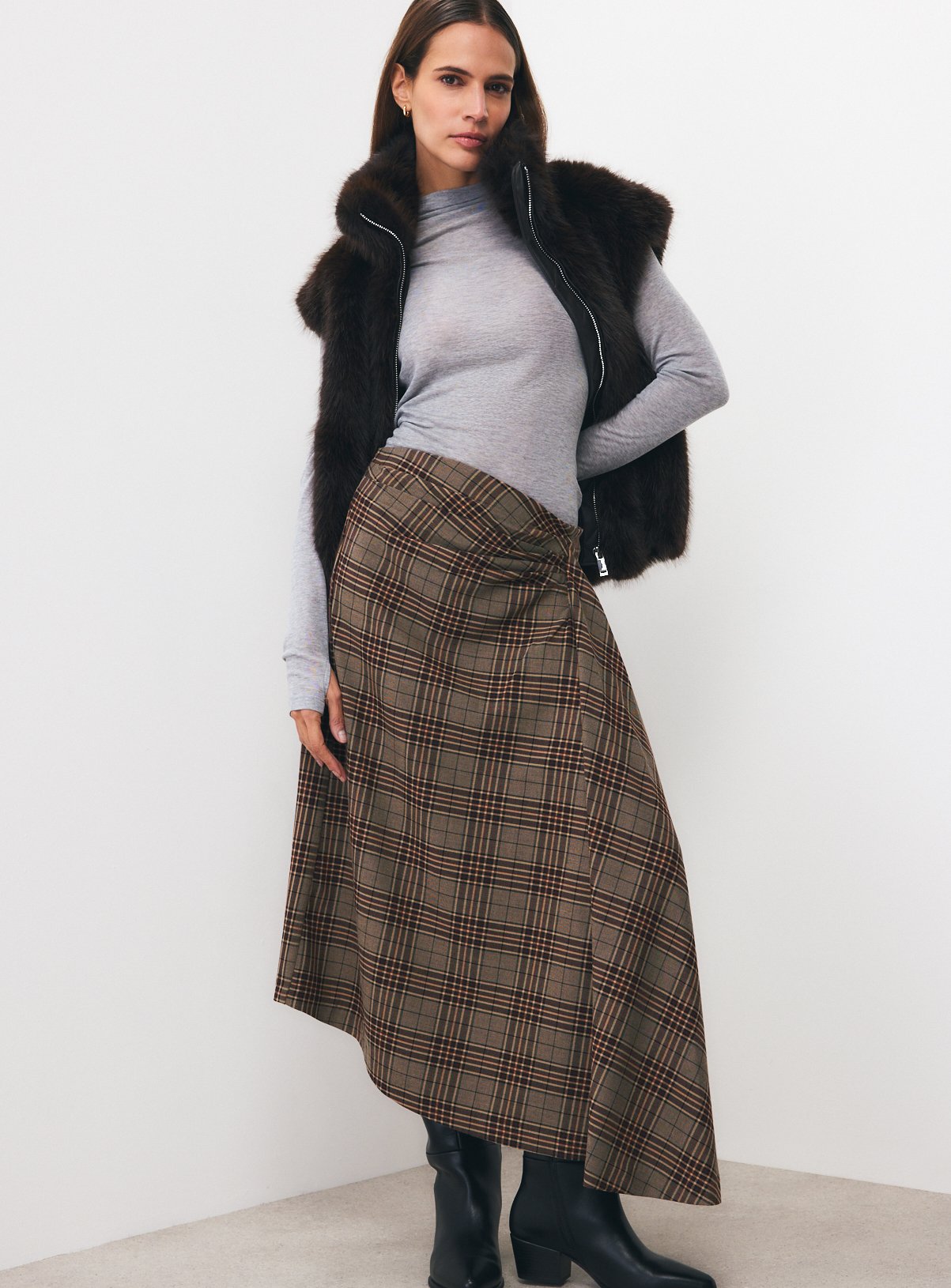 Brown Faux Fur Zip Gilet S - Image 2 thumbnail