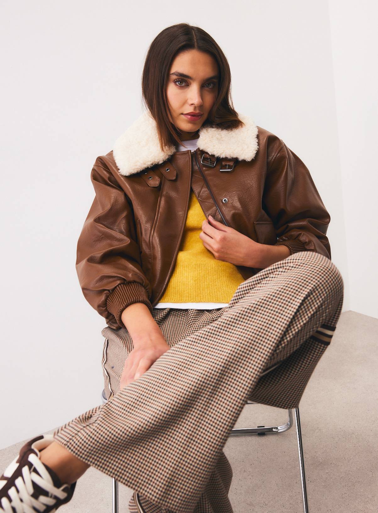 Brown Aviator Jacket L - Image 3