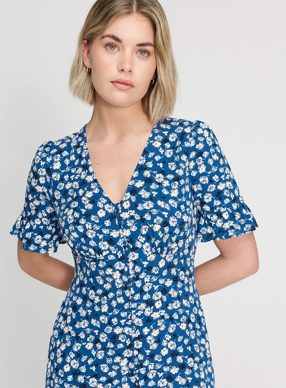 FINERY Sinead Dress Navy Ditsy 16 - Image 4 thumbnail