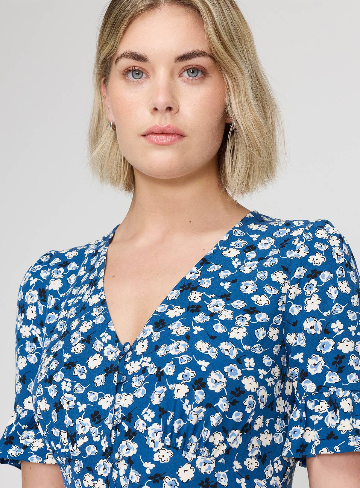 FINERY Sinead Dress Navy Ditsy 16 - Image 5