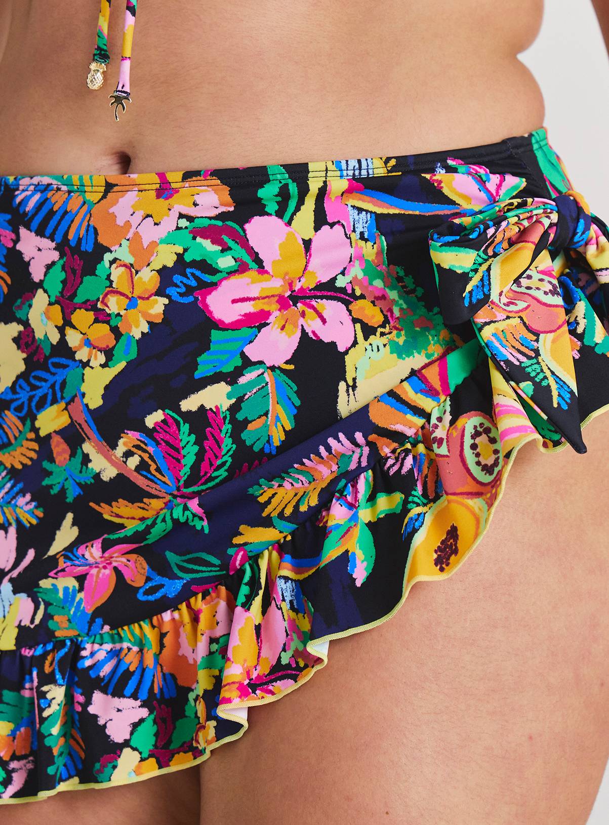 SIMPLY BE Skirted Detail Bikini Brief 26 - Image 4