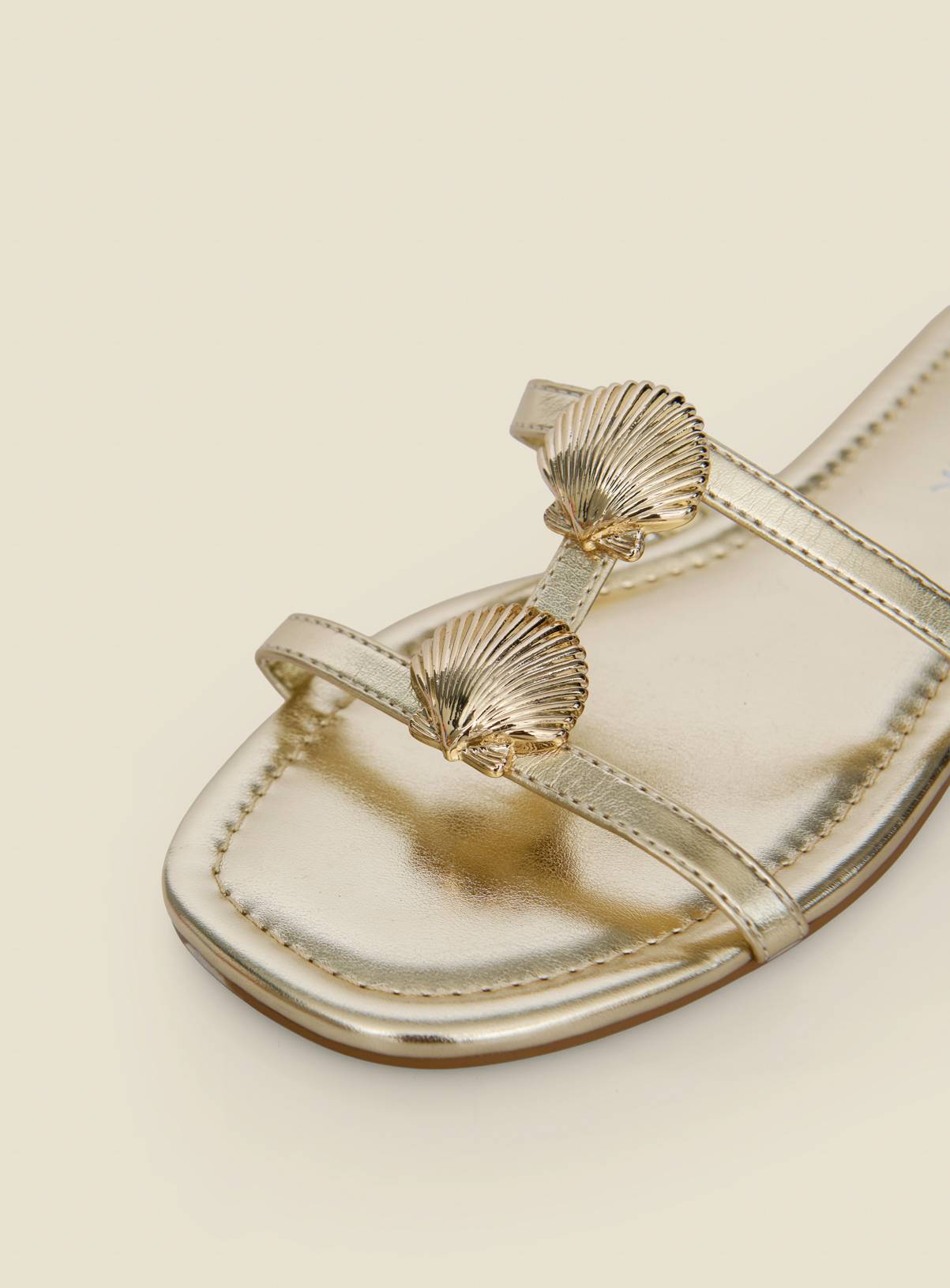 SOSANDAR Gold Metallic Seashell Strap Detail Flat Sandals 5 - Image 4