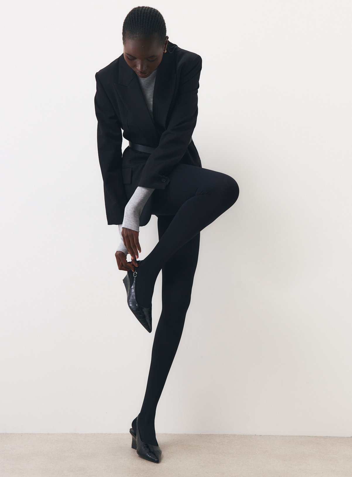 Black 200 Denier Opaque Tights S - Image 2 thumbnail