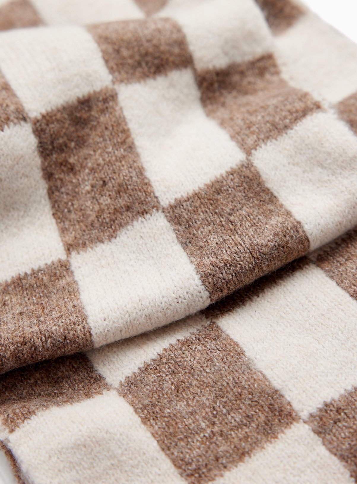 Brown & Cream Checkerboard Scarf 10-13 years - Image 2 thumbnail