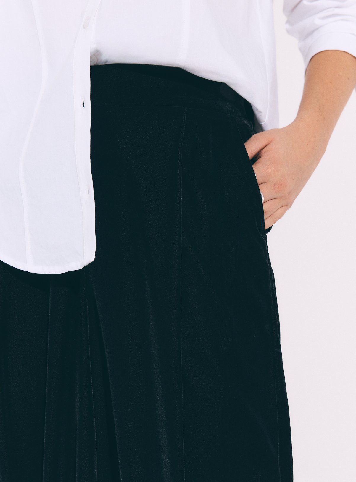 Velvet Balloon Pull-On Trousers 20 - Image 2 thumbnail