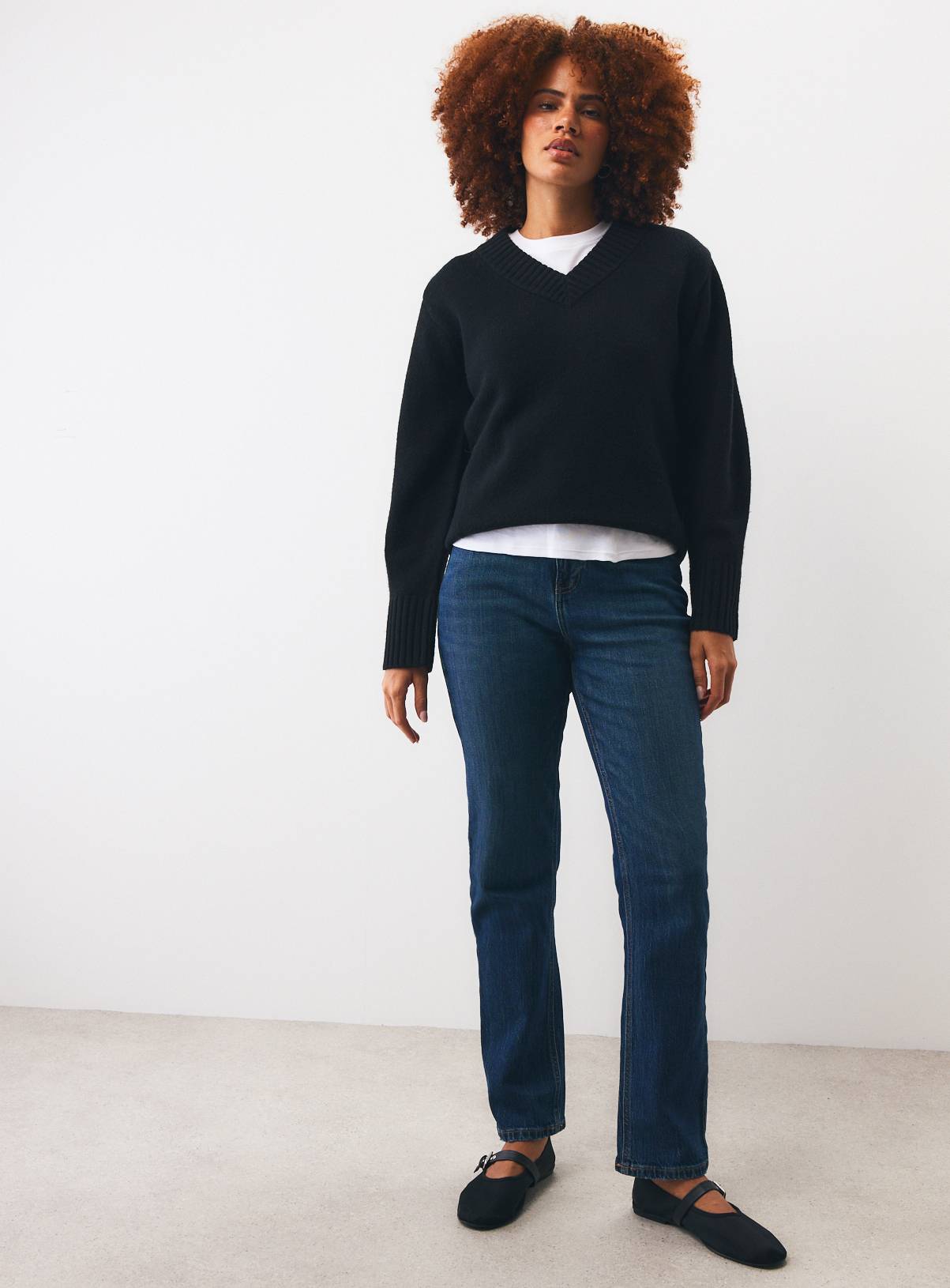 Black Pure Lambswool V-Neck Jumper XL - Image 2