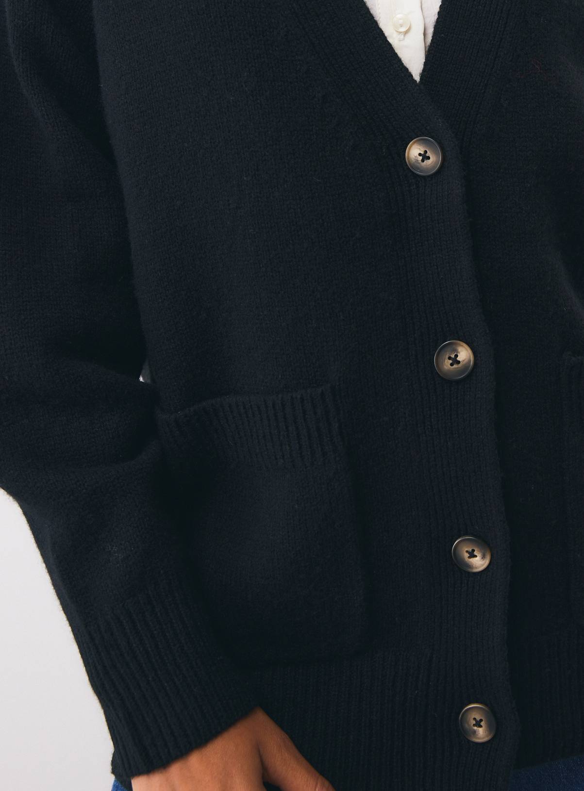 Black Pure Lambswool V-Neck Cardigan XL - Image 3