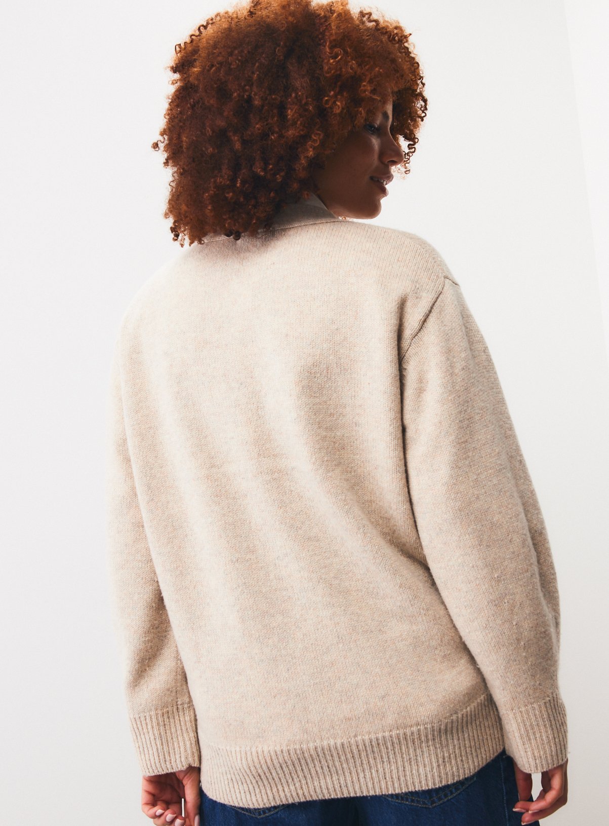 Oatmeal Pure Lambswool V-Neck Cardigan XL - Image 4 thumbnail