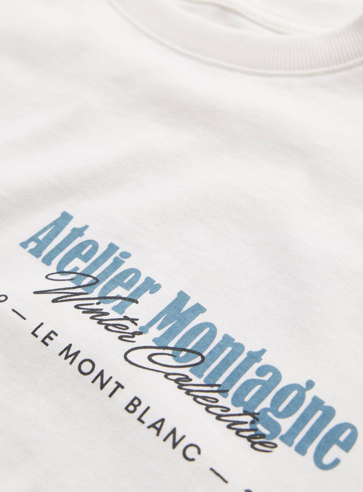 Atelier Montagne Winter Collective White Graphic T-Shirt XXXL - Image 5