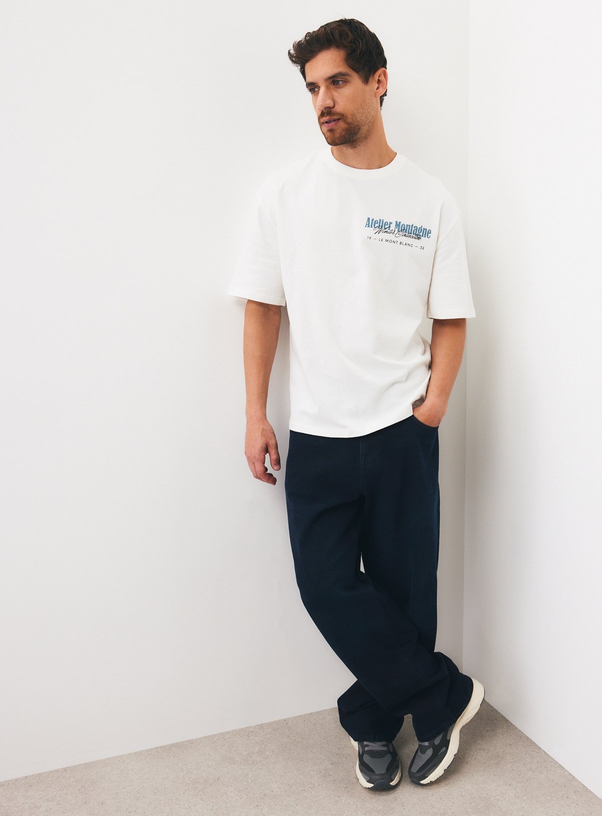 Atelier Montagne Winter Collective White Graphic T-Shirt XXXL - Image 6 thumbnail