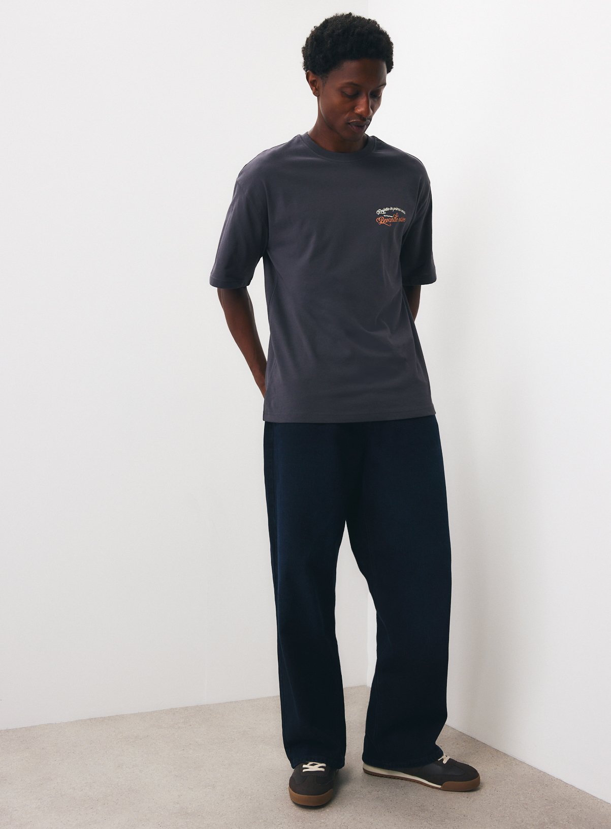 Navy Members Cocktail Bar Graphic T-Shirt XXXL - Image 3 thumbnail