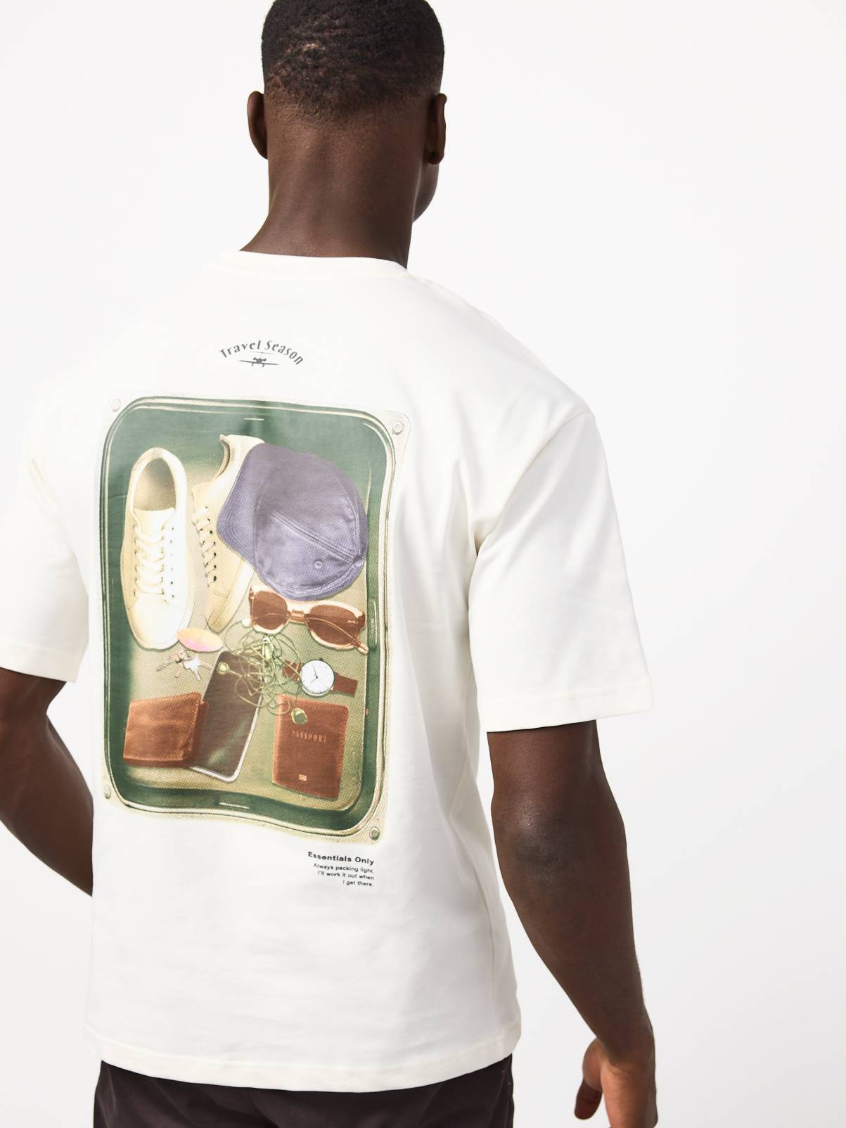 Travel Season Graphic T-Shirt XXXL - Image 1