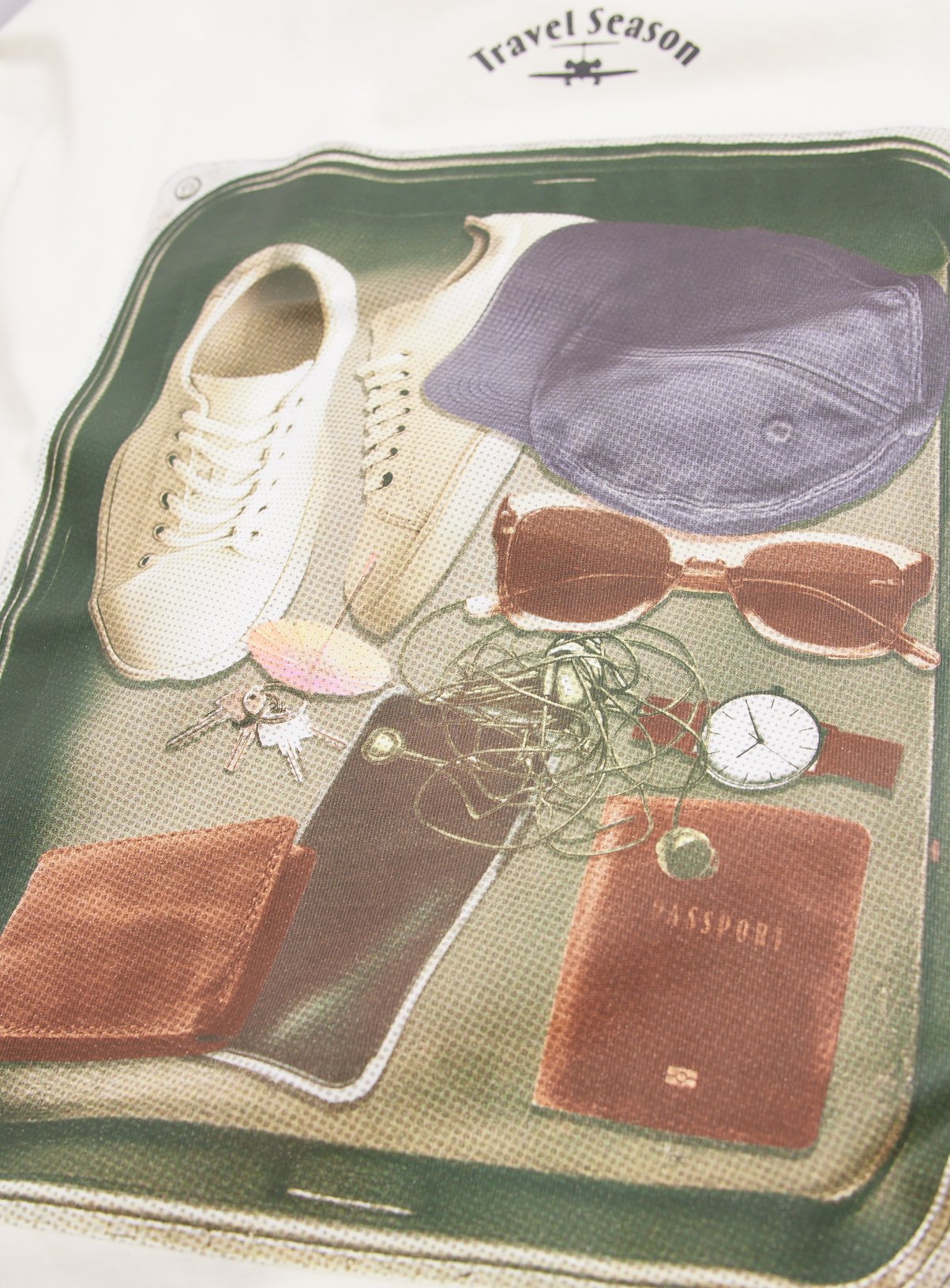 Travel Season Graphic T-Shirt XXXL - Image 5 thumbnail
