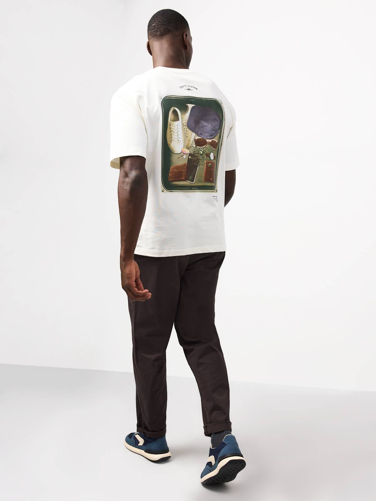 Travel Season Graphic T-Shirt XXXL - Image 6