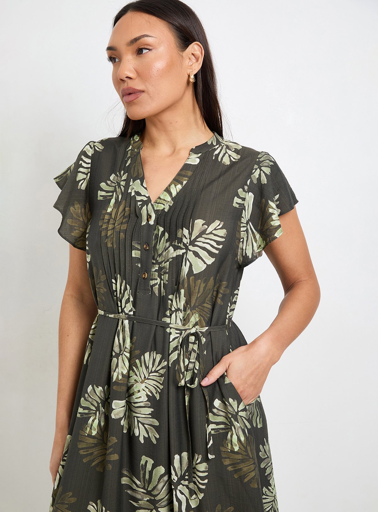 WALLIS Palm Print Pintuck Maxi Dress 8 - Image 4 thumbnail