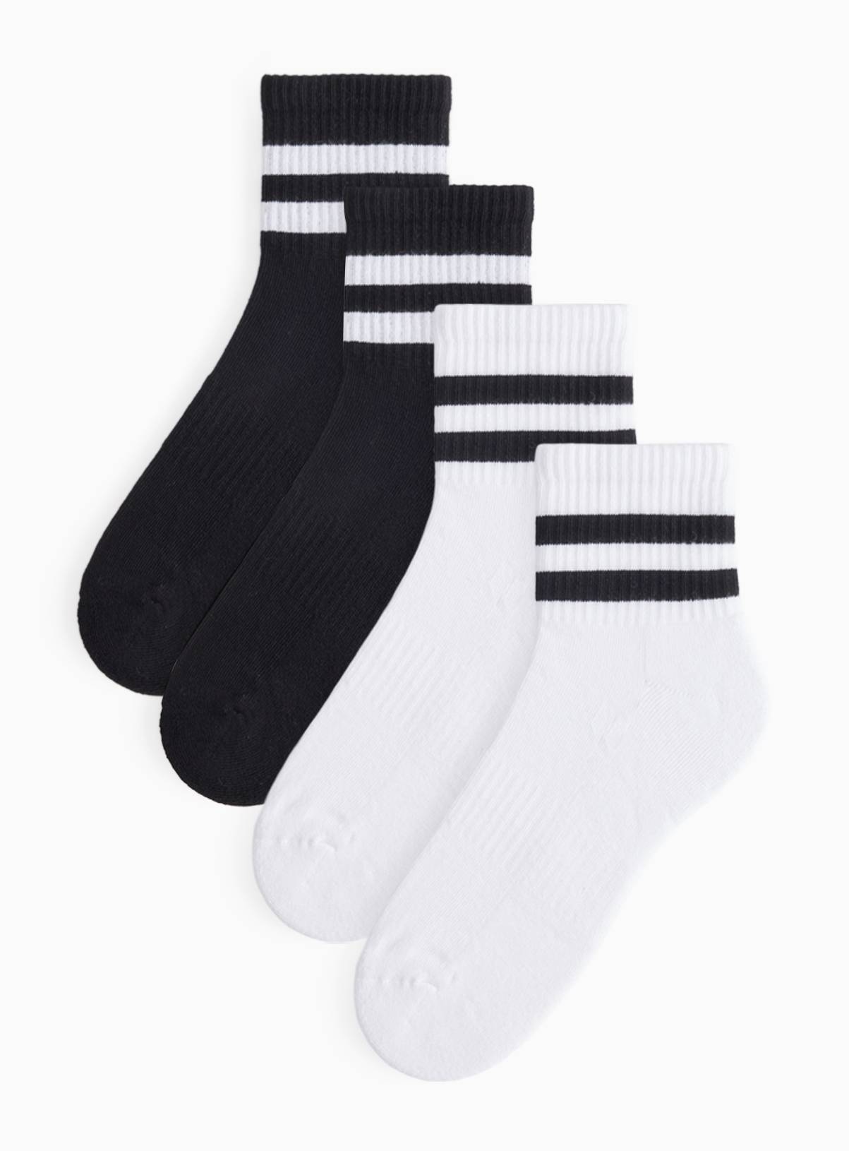 Black & White Striped Ankle Socks 4 Pack 6-8.5 - Image 1