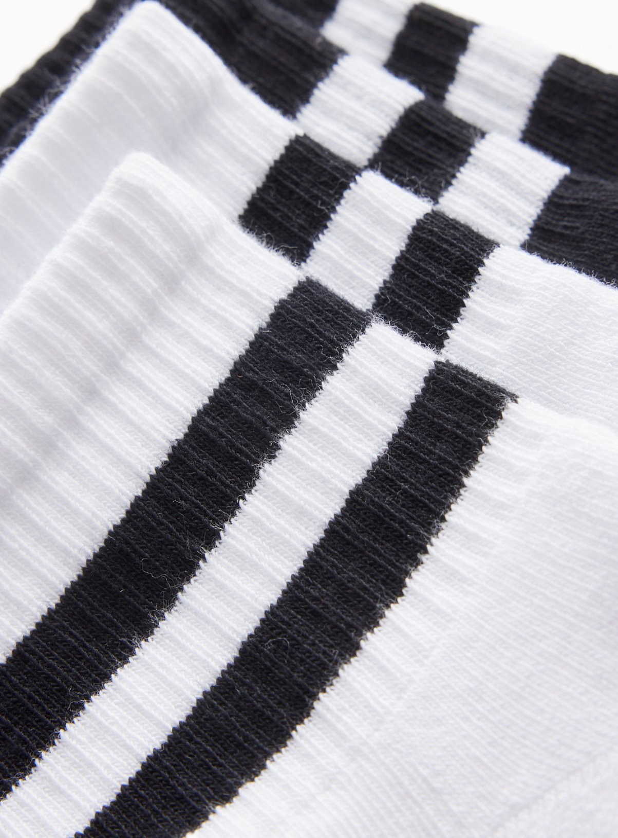 Black & White Striped Ankle Socks 4 Pack 6-8.5 - Image 2 thumbnail