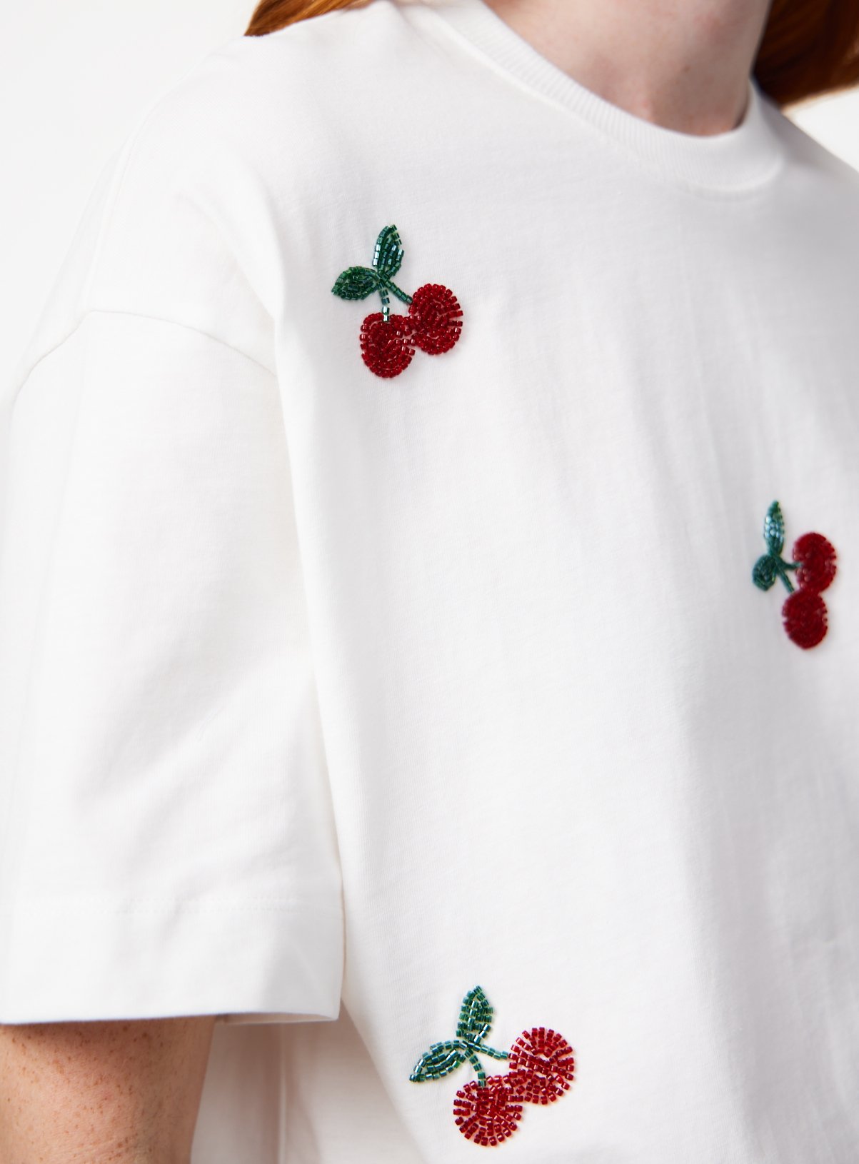White Cherry Embellished Boxy Fit T-Shirt S - Image 3 thumbnail