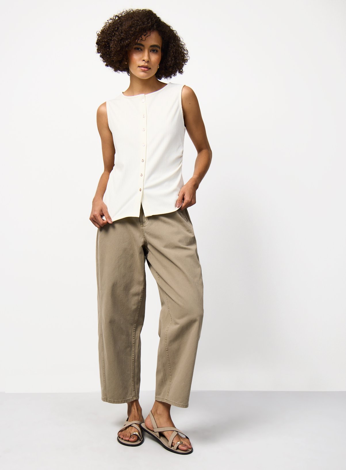 Cream Ribbed Gold Button Vest 22 - Image 2 thumbnail