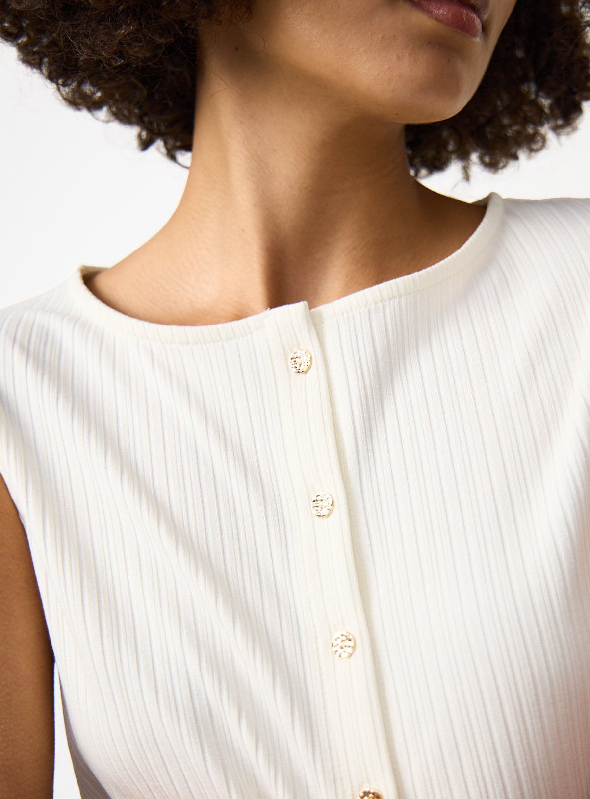 Cream Ribbed Gold Button Vest 22 - Image 3 thumbnail