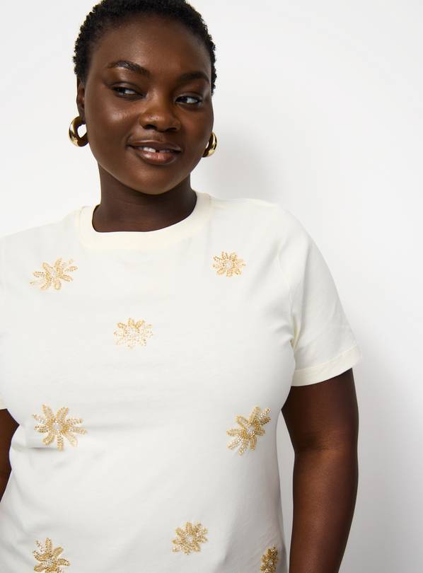 Cream Sun Embellished Regular Fit Short Sleeve T-Shirt 12