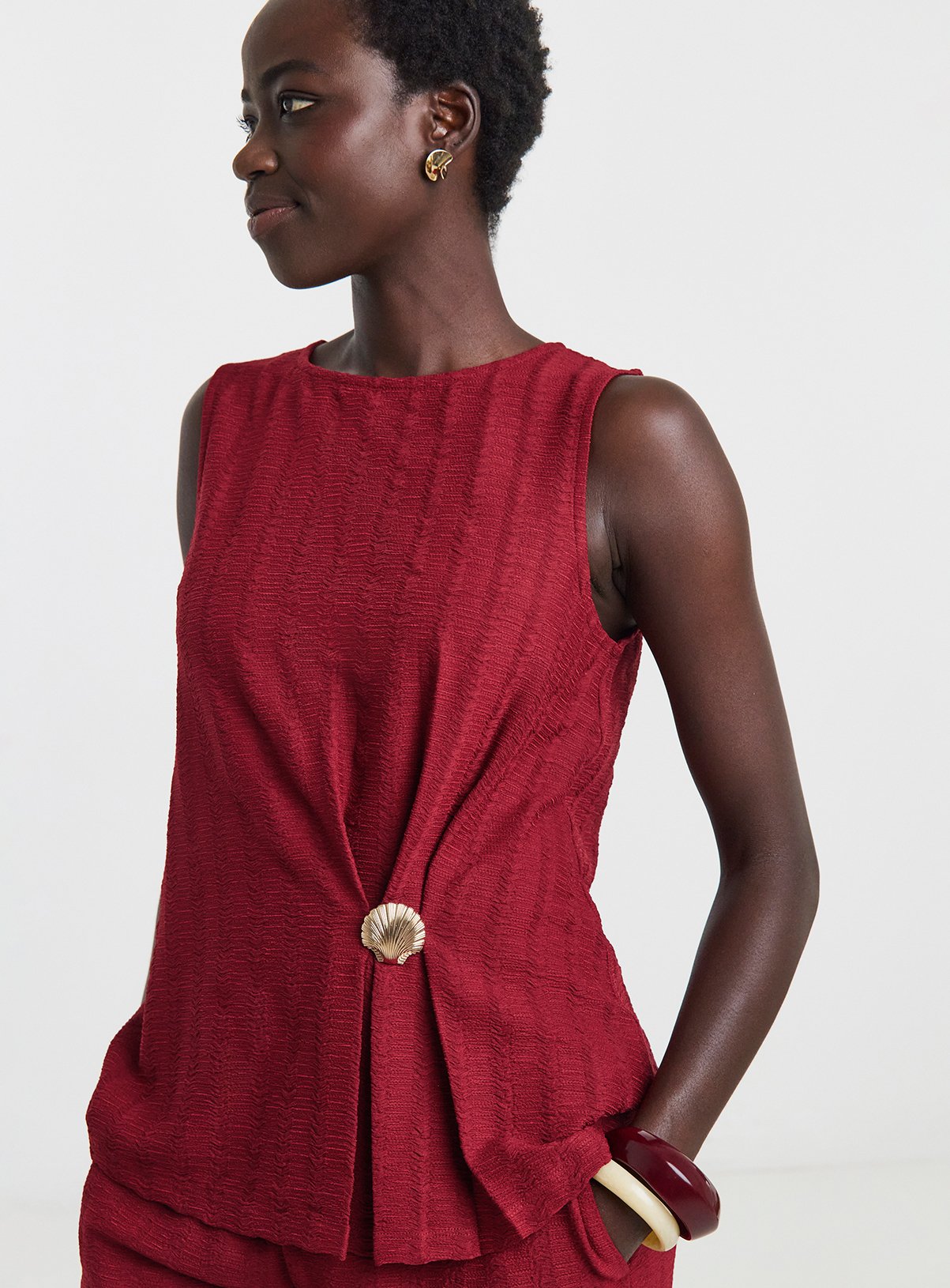 JD WILLIAMS Textured Shell Hardware Top 16 - Image 3 thumbnail