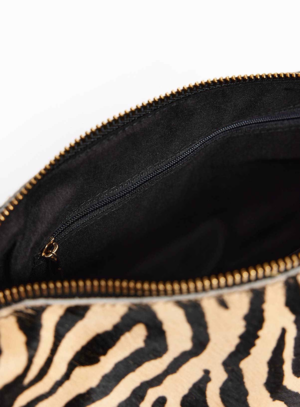 Zebra Print Leather Slouchy Handheld Bag One Size - Image 4