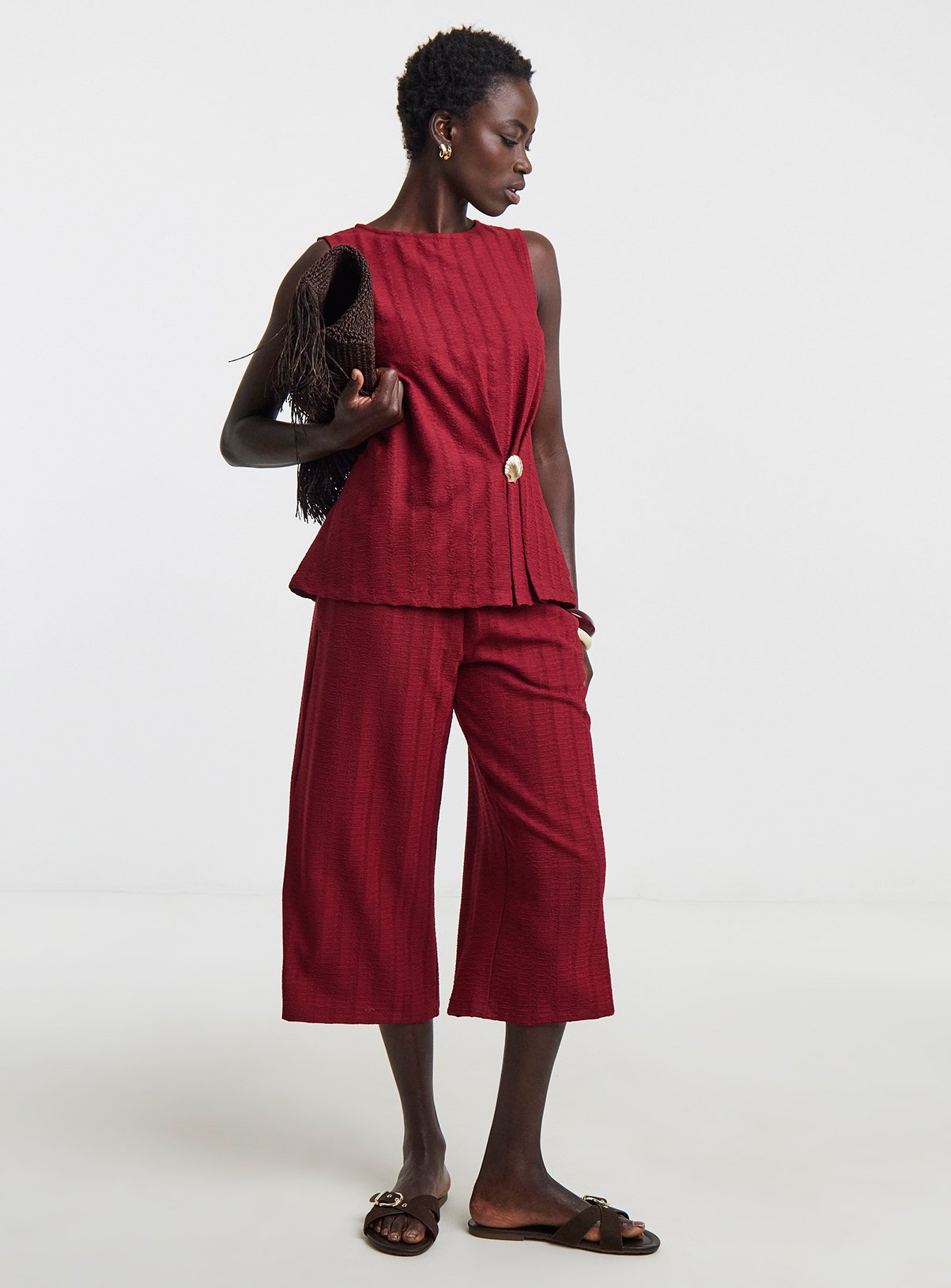 JD WILLIAMS Cropped Bubble Textured Trousers 32 - Image 3 thumbnail