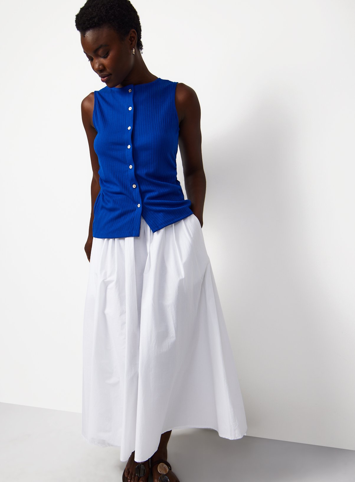 Blue Gold Button Ribbed Vest 22 - Image 2 thumbnail