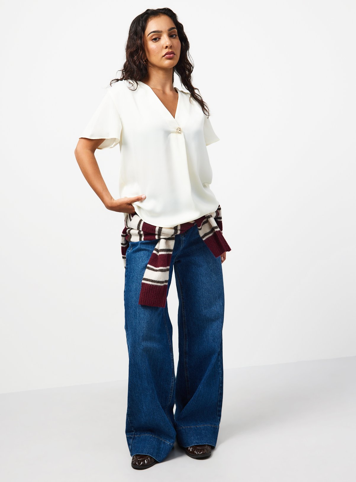 Cream Pleated Button Front Top 22 - Image 2 thumbnail