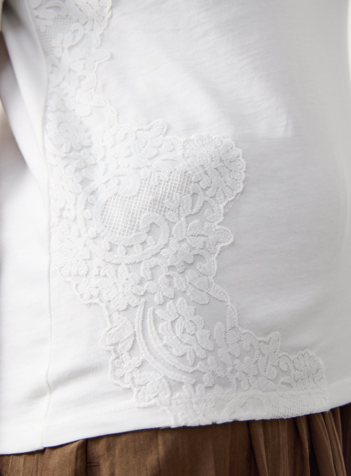 White Lace Panel T-Shirt 16 - Image 3 thumbnail