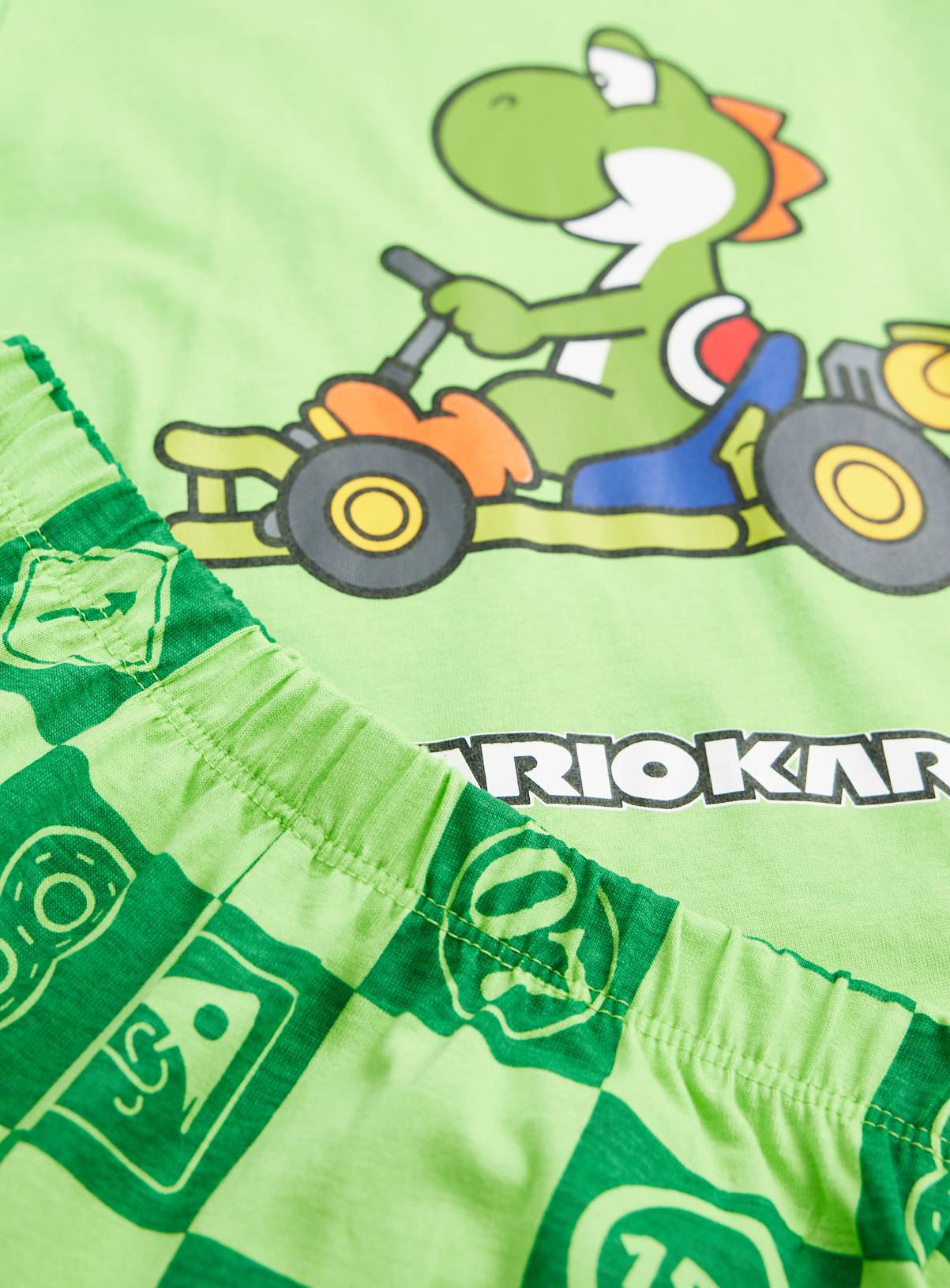 Green Mario Kart Yoshi Pyjama Set 8-9 years - Image 2