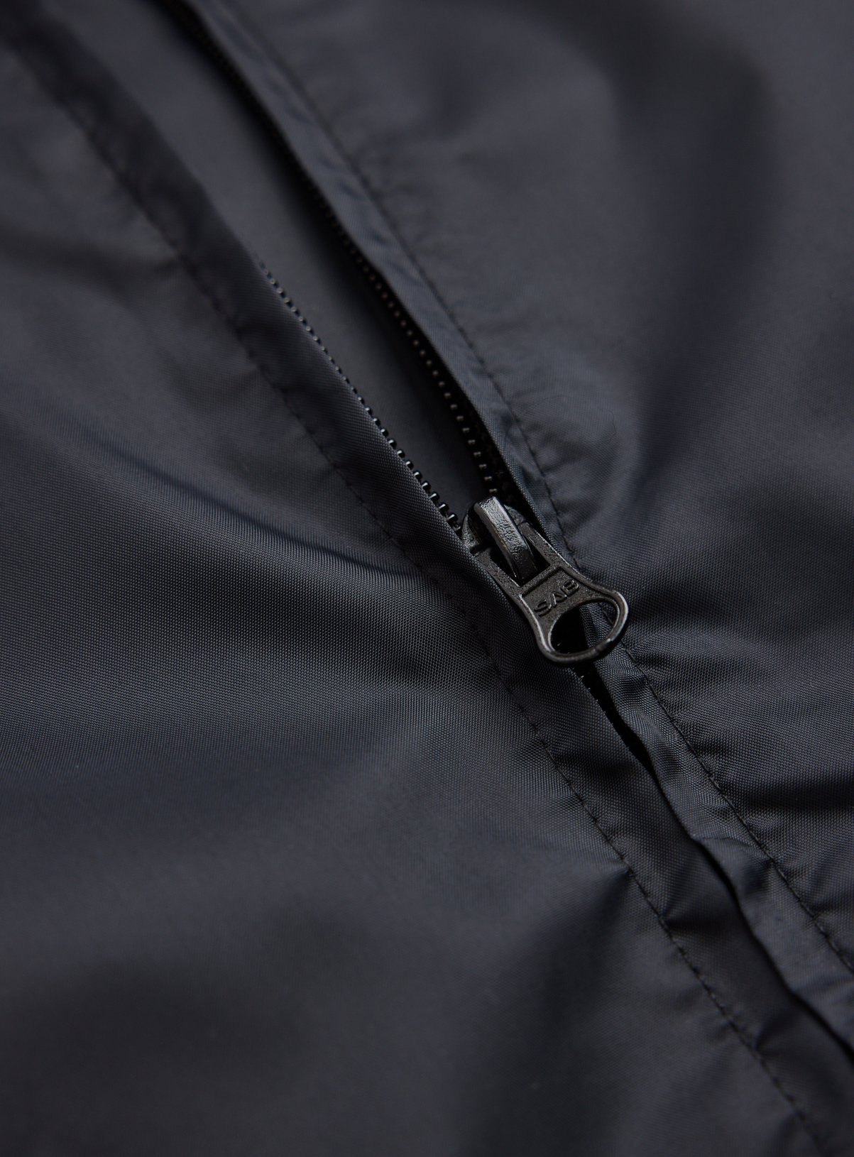 Black Packaway Rain Mac 7-8 years - Image 4 thumbnail