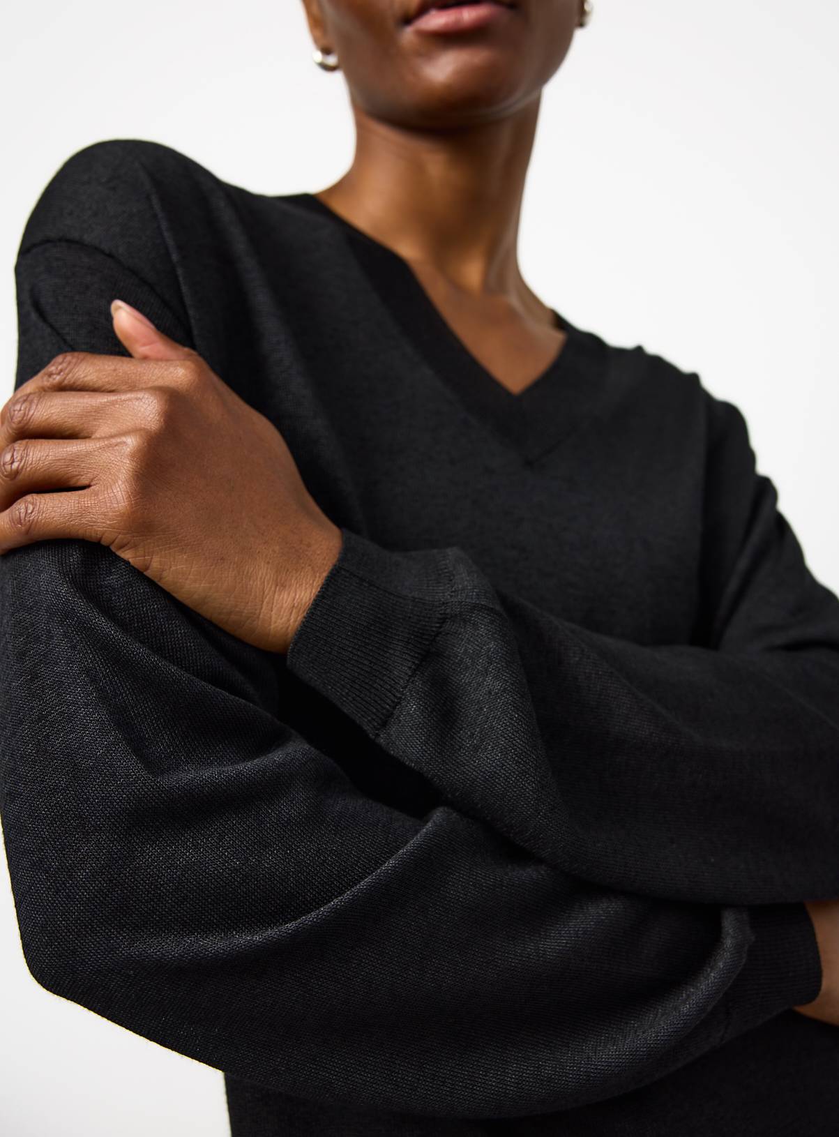 Black Sheer V-Neck Knitted Jumper XL - Image 3