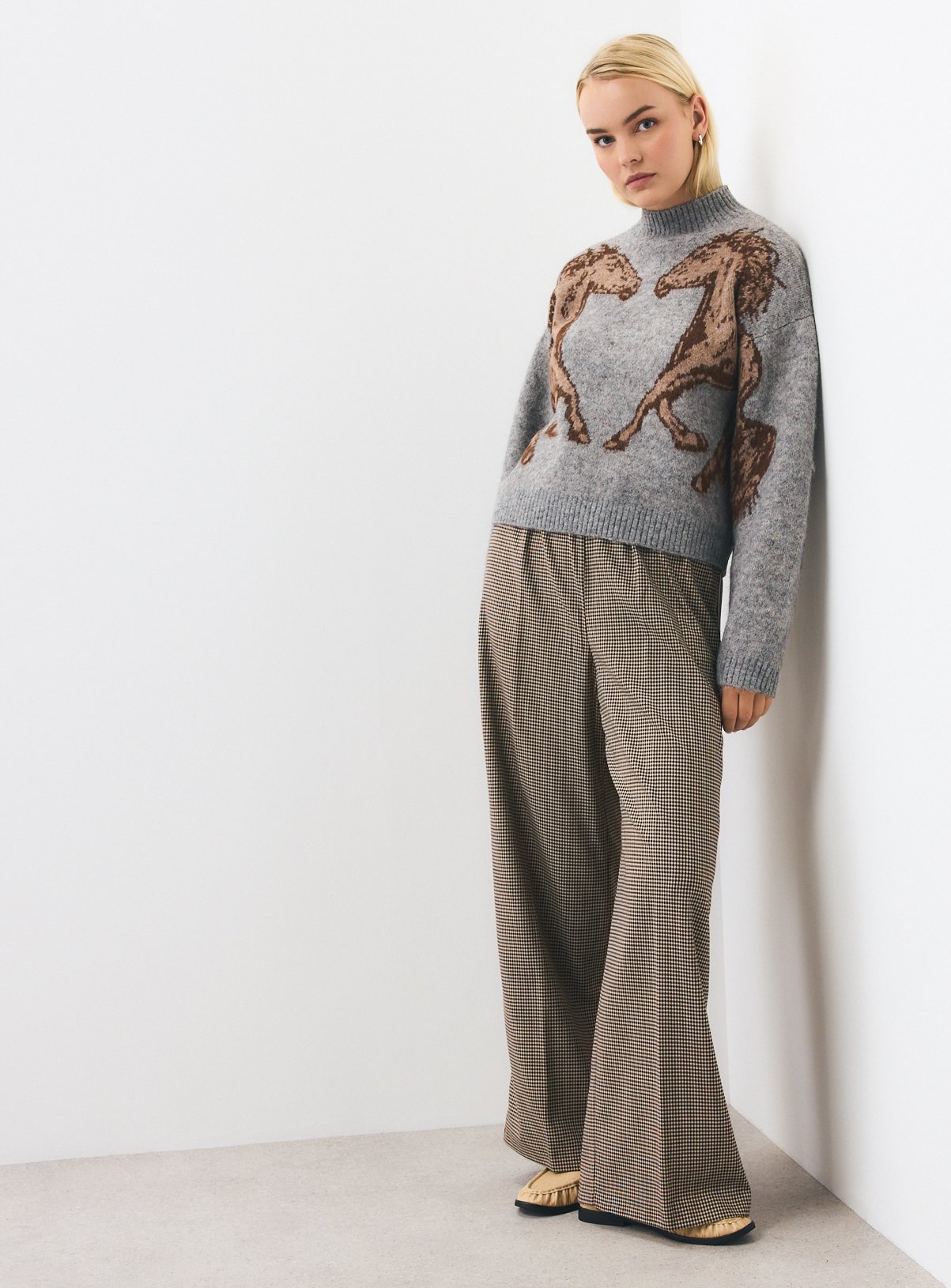 Grey Horse Jumper M - Image 2 thumbnail