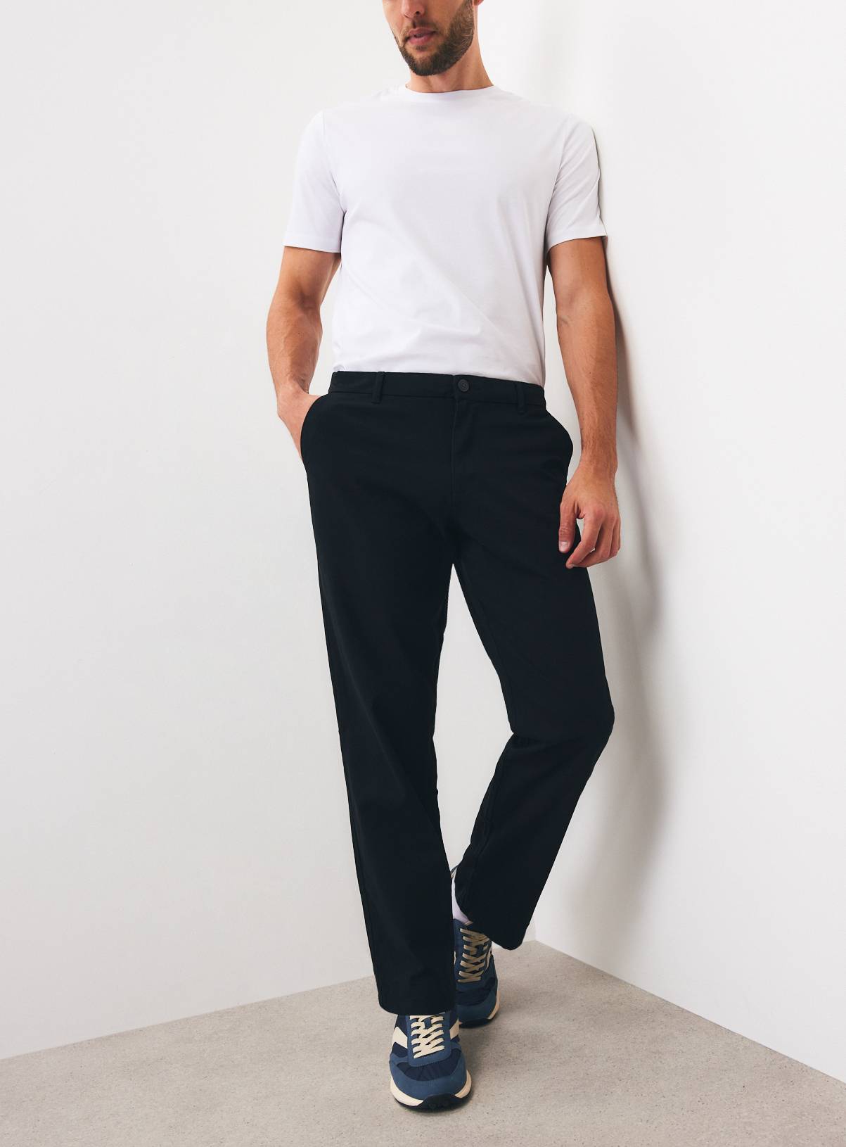 Black Loose Fit Chinos 34R - Image 1